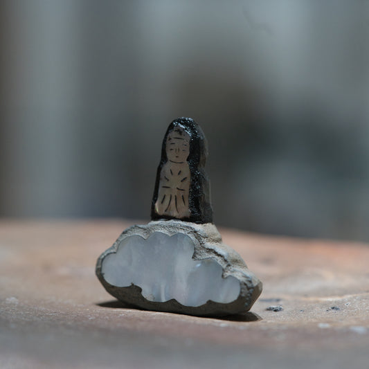 YCX8 雲に乗った観音さま