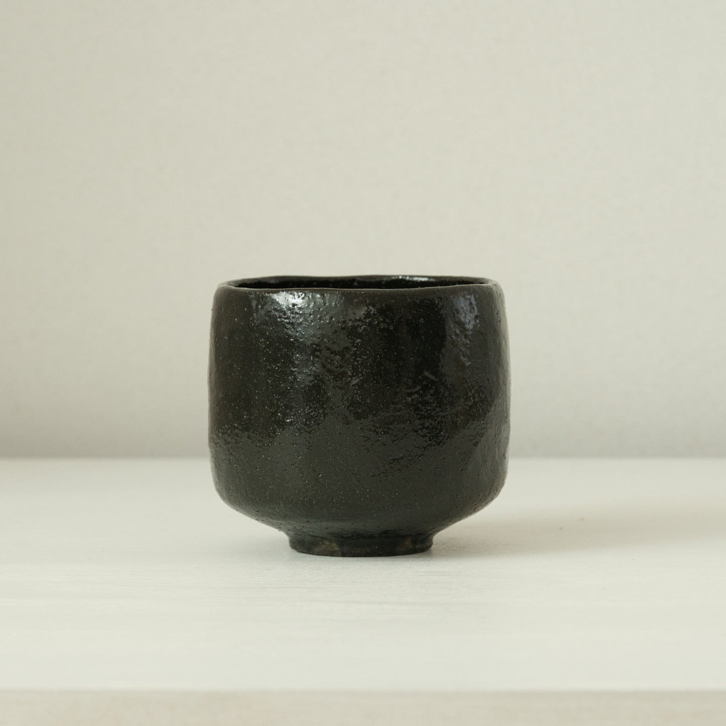 YN21 黒釉茶碗 矢野直人