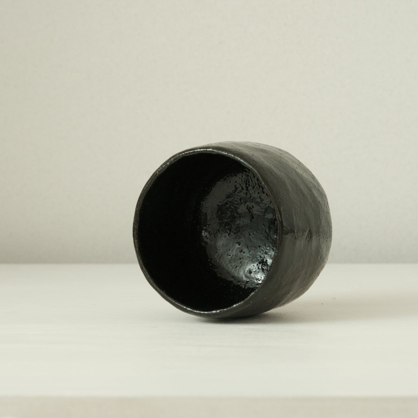 YN21 黒釉茶碗 矢野直人