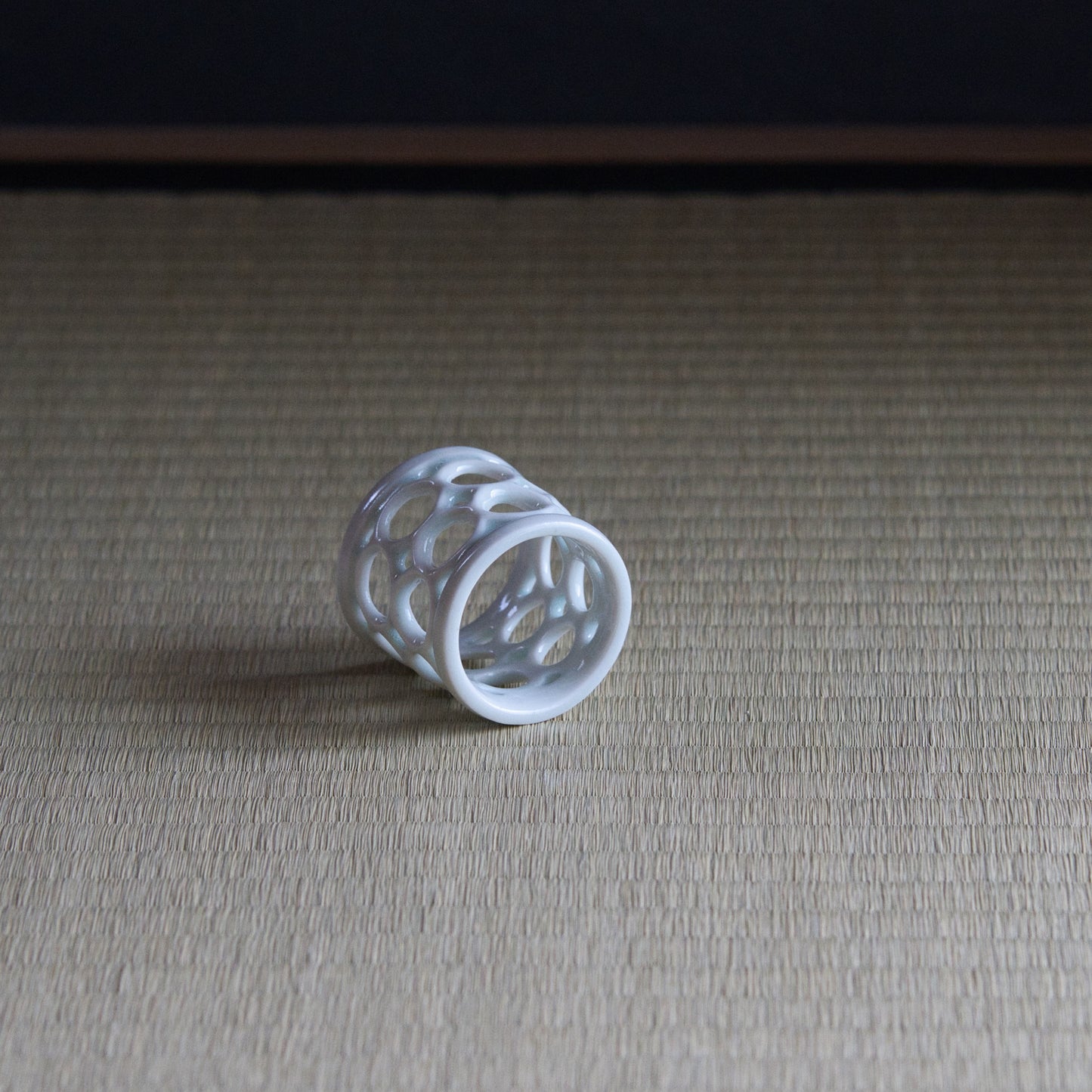 UXSM5 志村睦彦 白磁丸蓋置