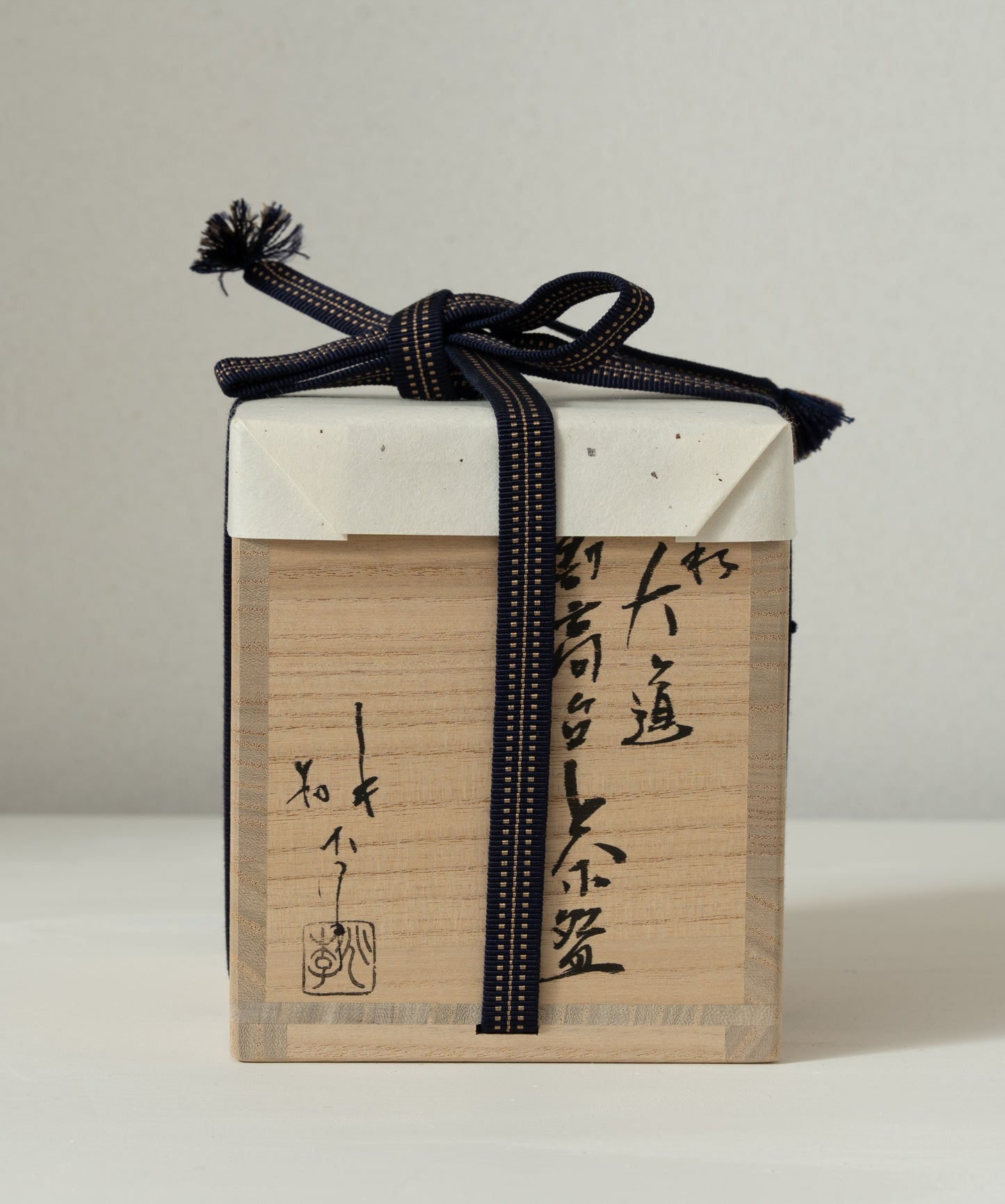 Tori Yoshino|Hagi Daidou split foot tea bowl