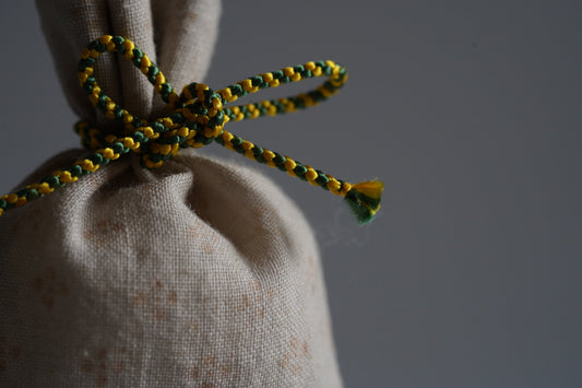 〈ゆらすかおり〉【一点もの】古裂正絹組紐匂い袋G