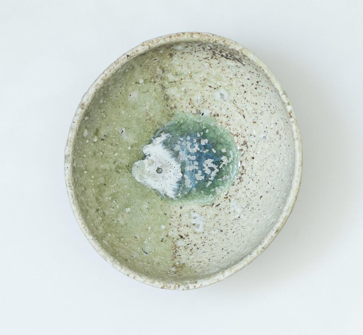 Yui Tsujimura: Kutsugata Mukozuke with Natural Ash Glaze (B)