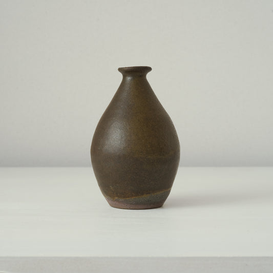 MR3 黒唐津徳利 三藤るい