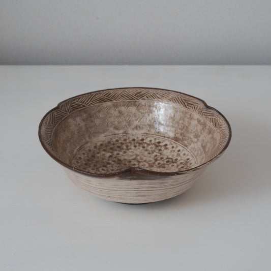 YT19 三島鉢 吉野桃李