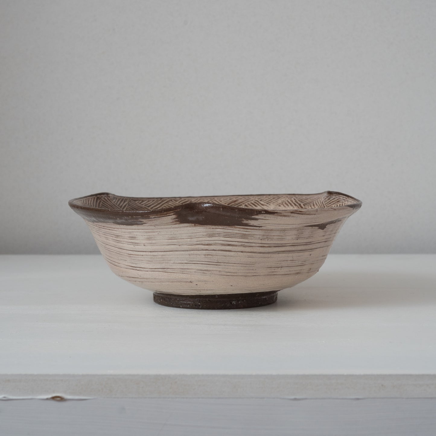 YT19 三島鉢 吉野桃李