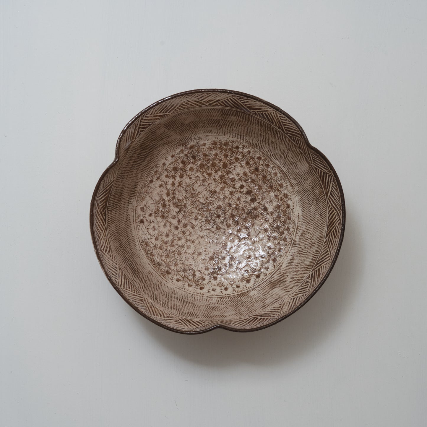 YT19 三島鉢 吉野桃李