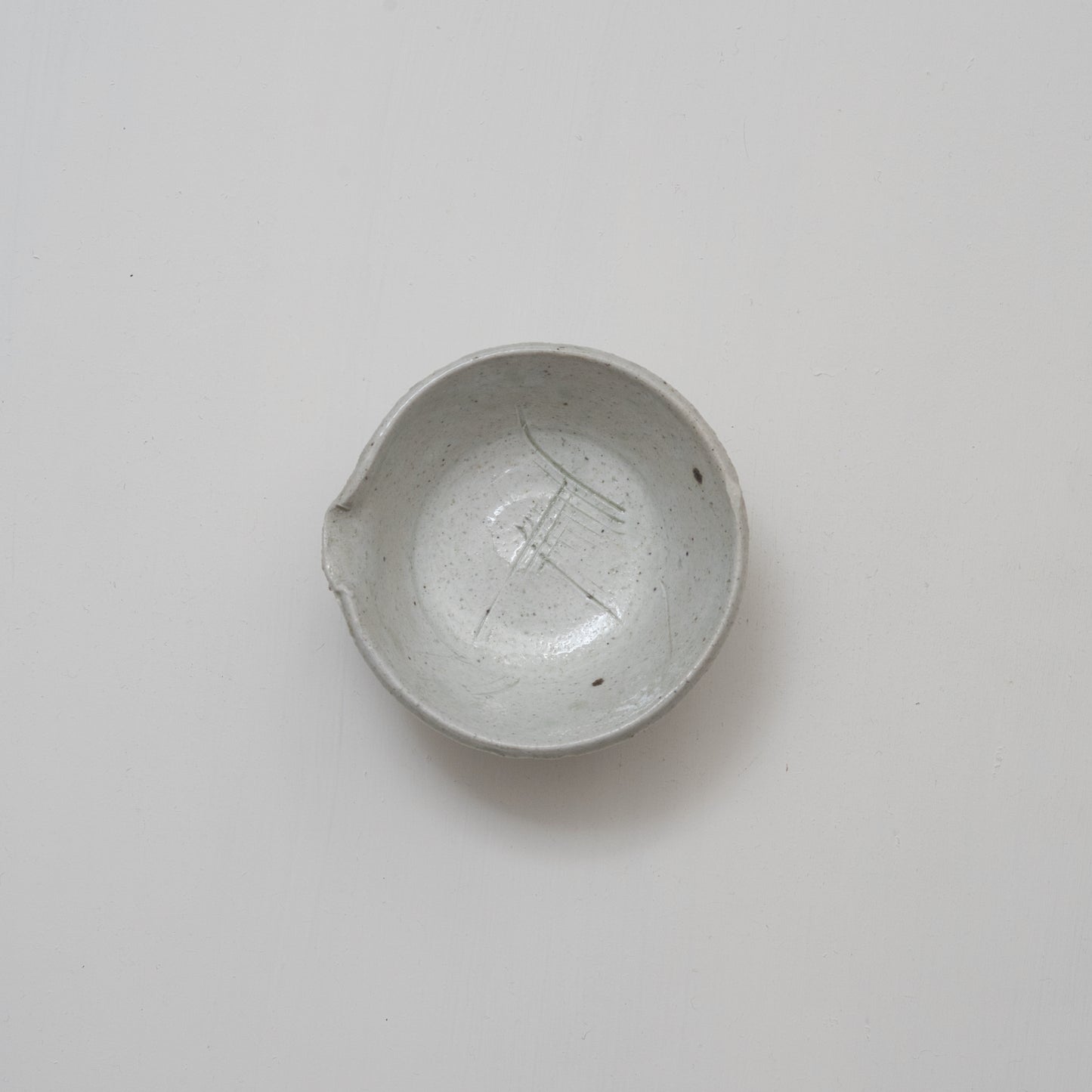 KY34C 白瓷片口 梶原靖元