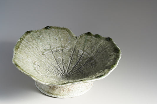 TY8 自然釉蓮葉皿 辻村唯