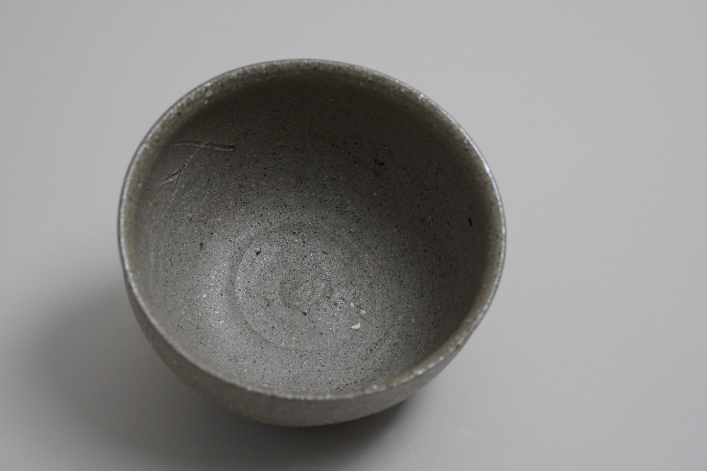 MMKY117h-ky 珠洲茶碗 共箱 梶原靖元