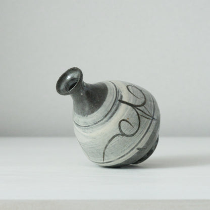 YN35 矢野直人　絵刷毛目徳利