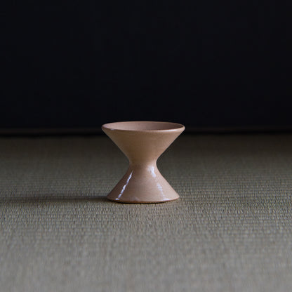 UXYT11 吉野桃李 萩千切蓋置