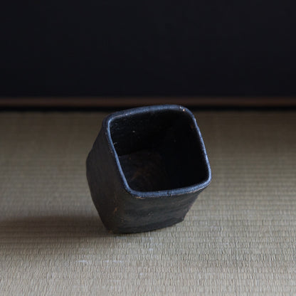 UXTQ5 谷穹 黒　火入