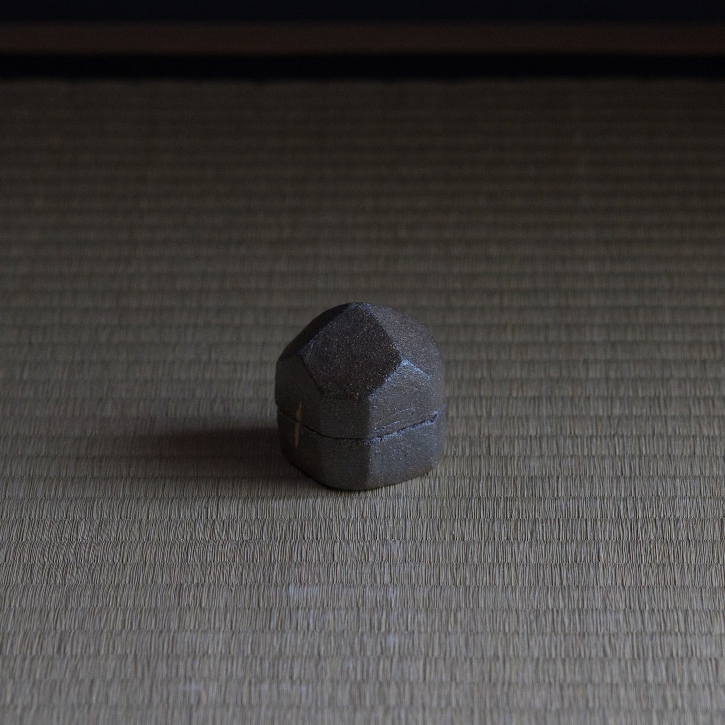 UXKY6 梶原靖元 備前唐津香合