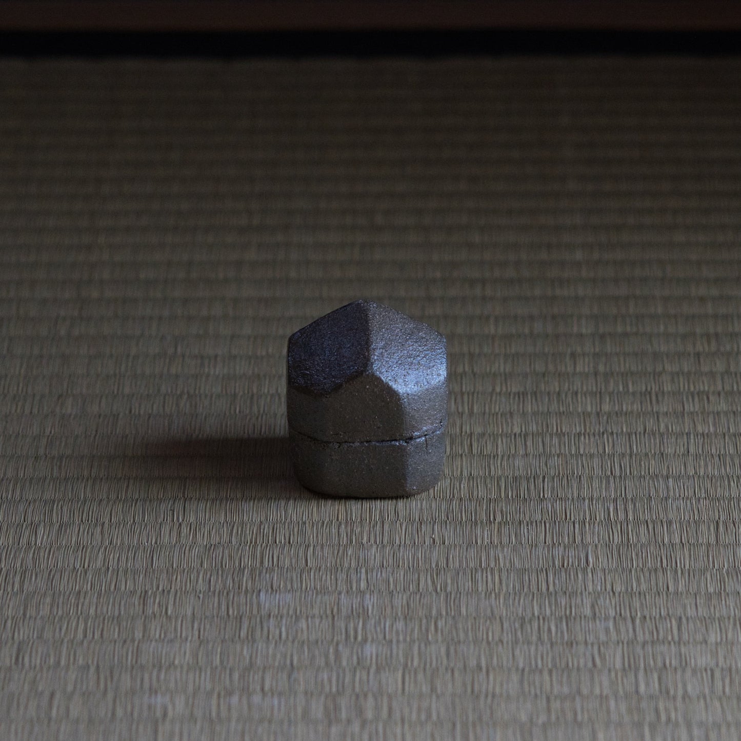 UXKY6 梶原靖元 備前唐津香合