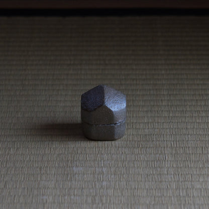 UXKY6 梶原靖元 備前唐津香合