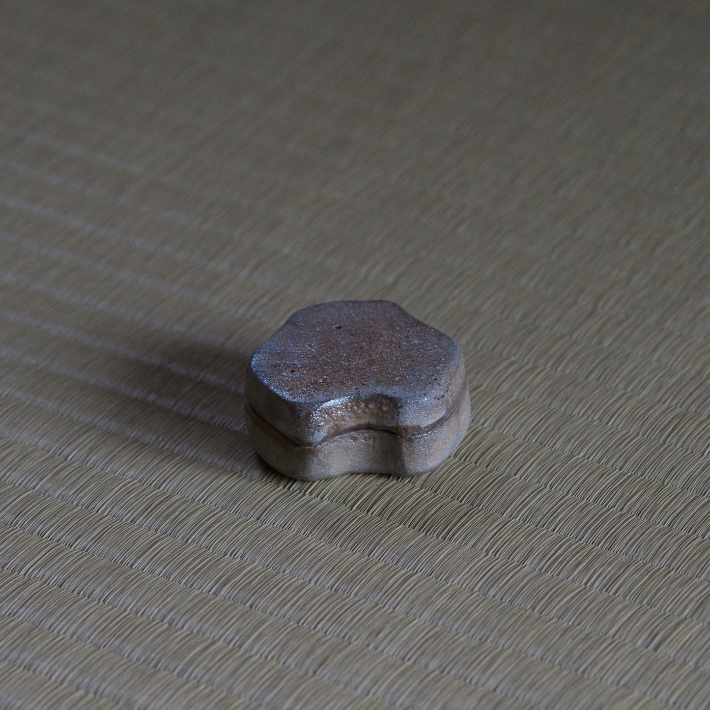 UXKY4 梶原靖元 備前唐津香合