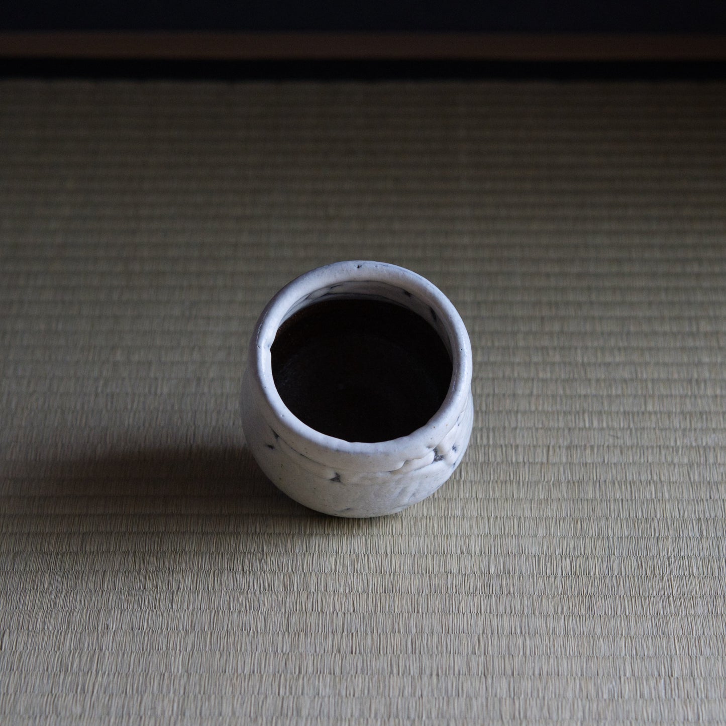 UXIA5 伊藤明美 白釉火入（上野）