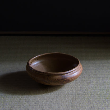 UXIA6 伊藤明美 伊羅保釉灰器