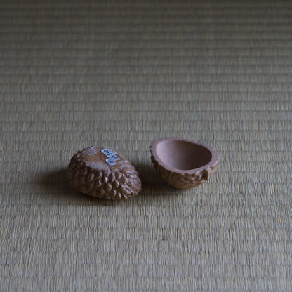 UXIA11 伊藤明美 松ぼっくり香合