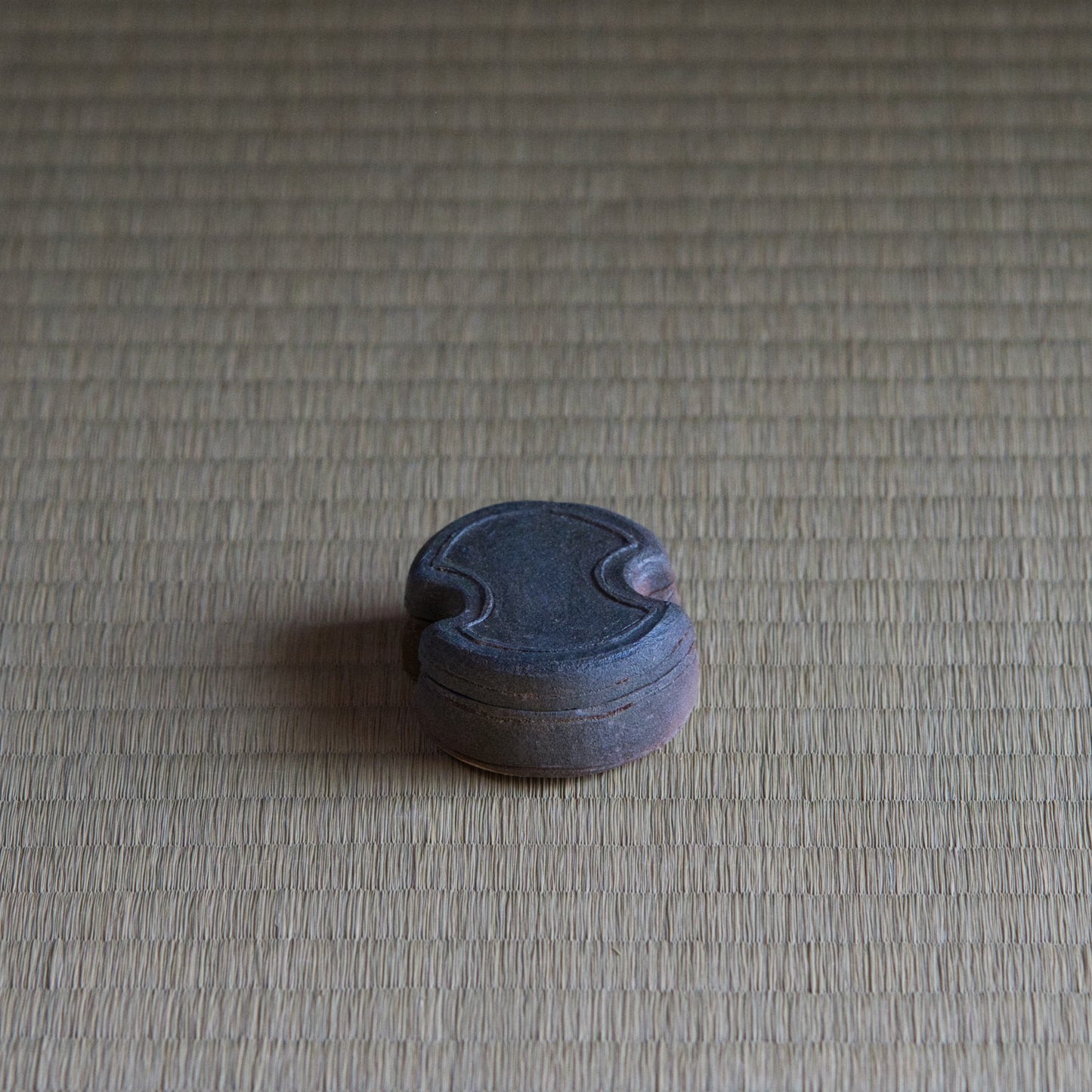 UXIA12 伊藤明美 分銅形香合