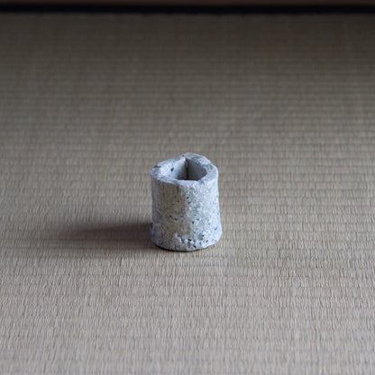 UXTY14 辻村唯 自然釉細蓋置