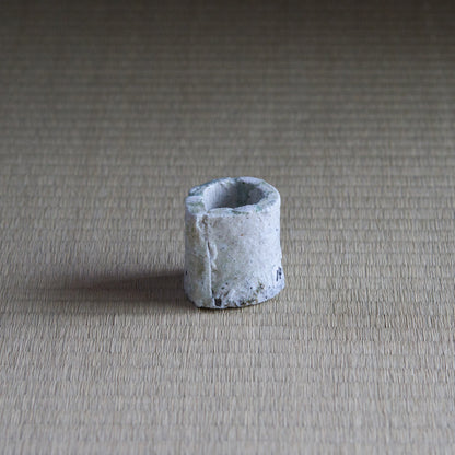 UXTY14 辻村唯 自然釉細蓋置