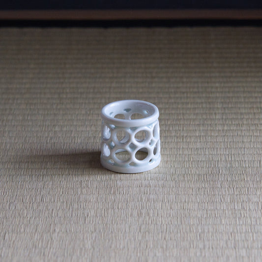 UXSM5 志村睦彦 白磁丸蓋置