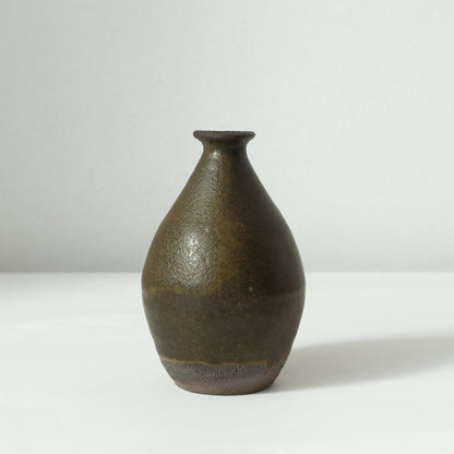 Rui Mito: Kuro-Karatsu Tokkuri (Sake Bottle)