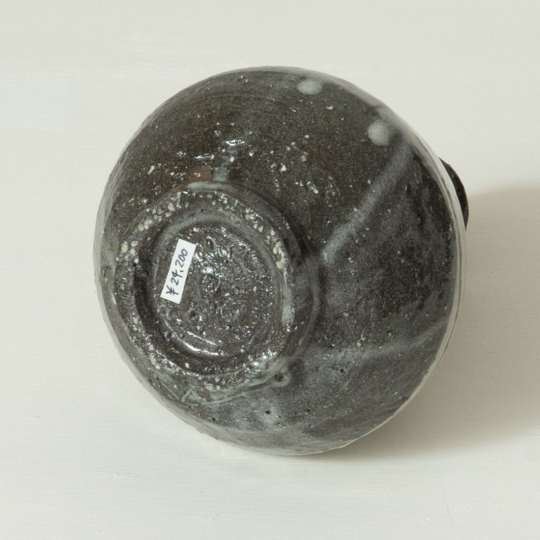 E-hakeme Tokkuri (Sake Carafe)