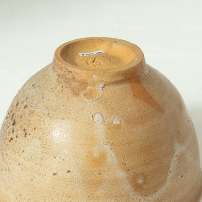 内村慎太郎　玉子手茶盌