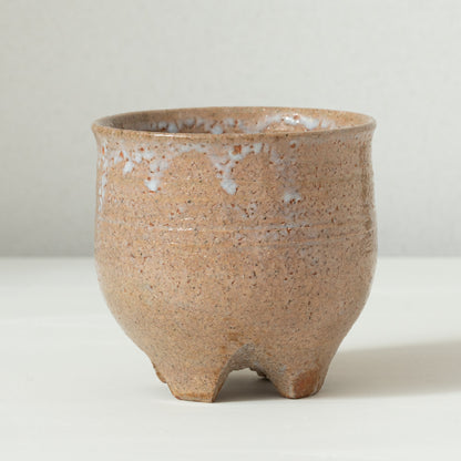 Tori Yoshino｜Hagi Daidou split foot tea bowl