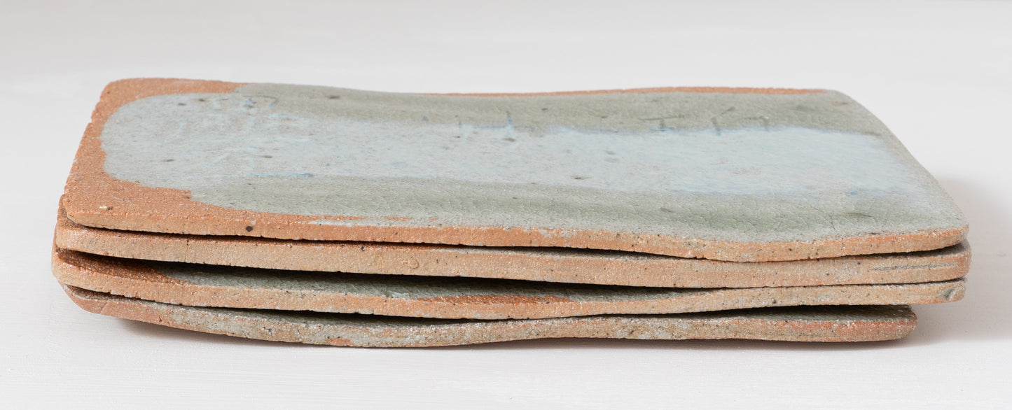 梶原靖元　灰釉板皿「為誰浄」