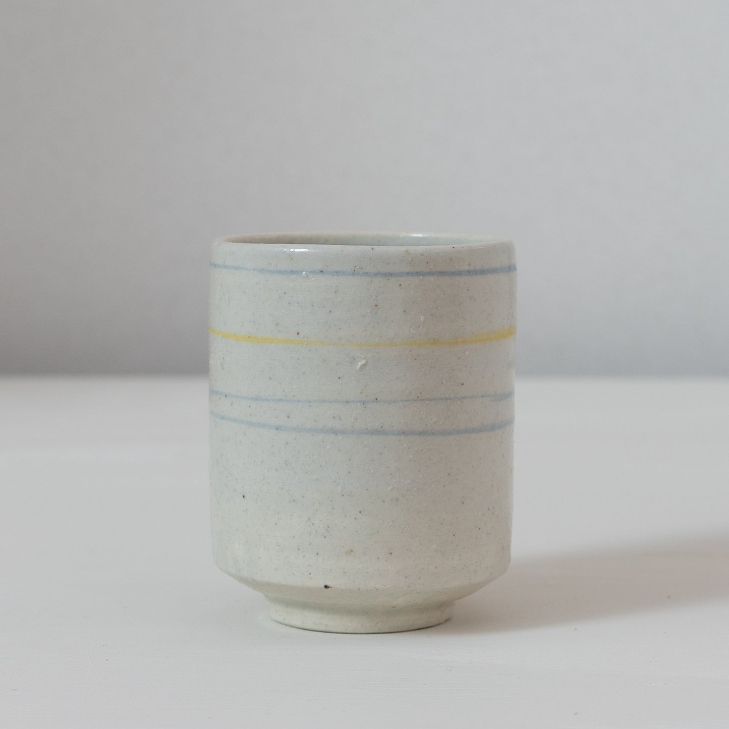 石井義久　輪線湯呑 (B)