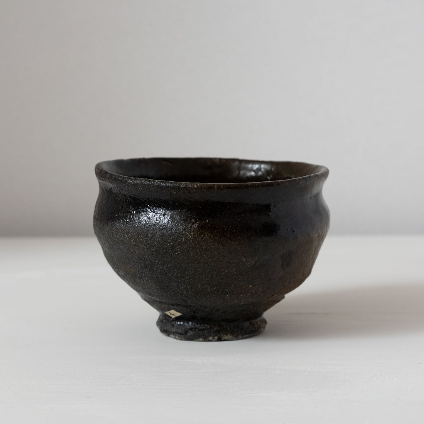 三藤るい　黒唐津茶碗