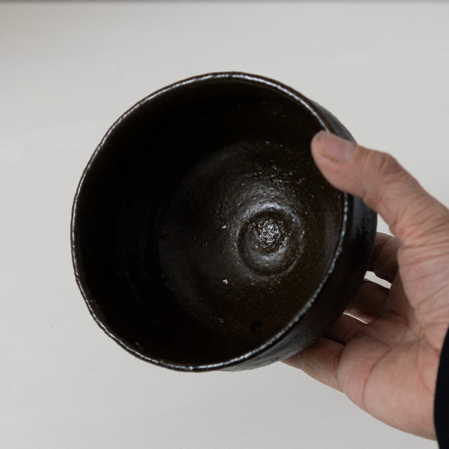 三藤るい　黒唐津茶碗