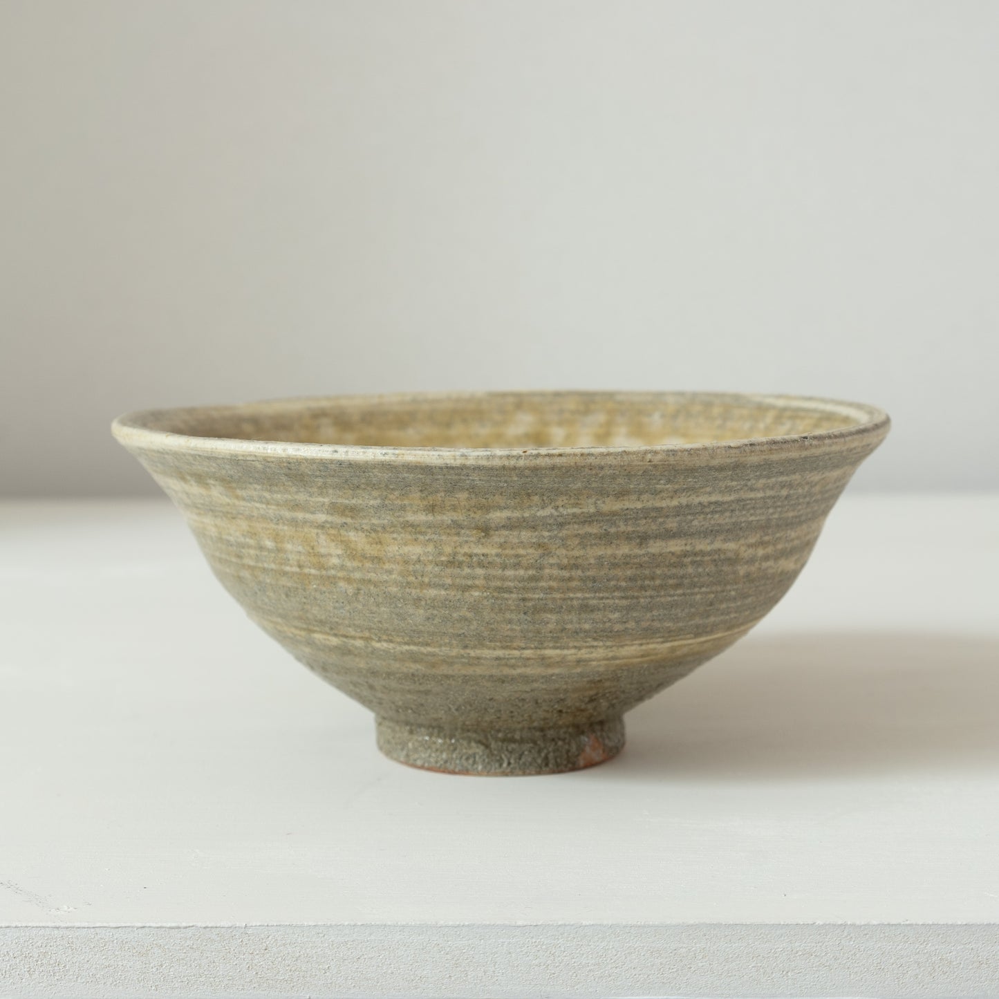 三藤るい　刷毛目茶碗