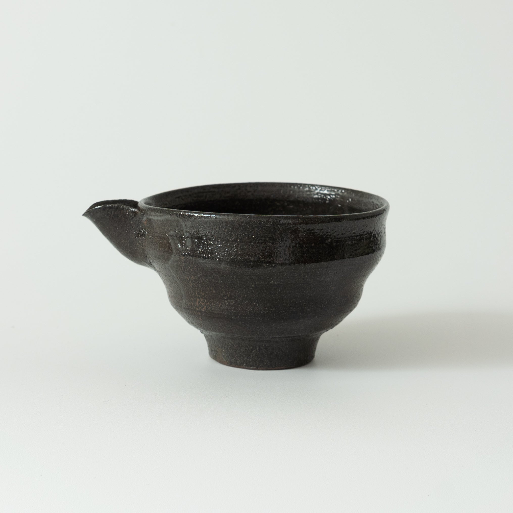 三藤るいの作品一覧｜陶芸・茶の湯・酒器・食器 – 離岸 Gallery
