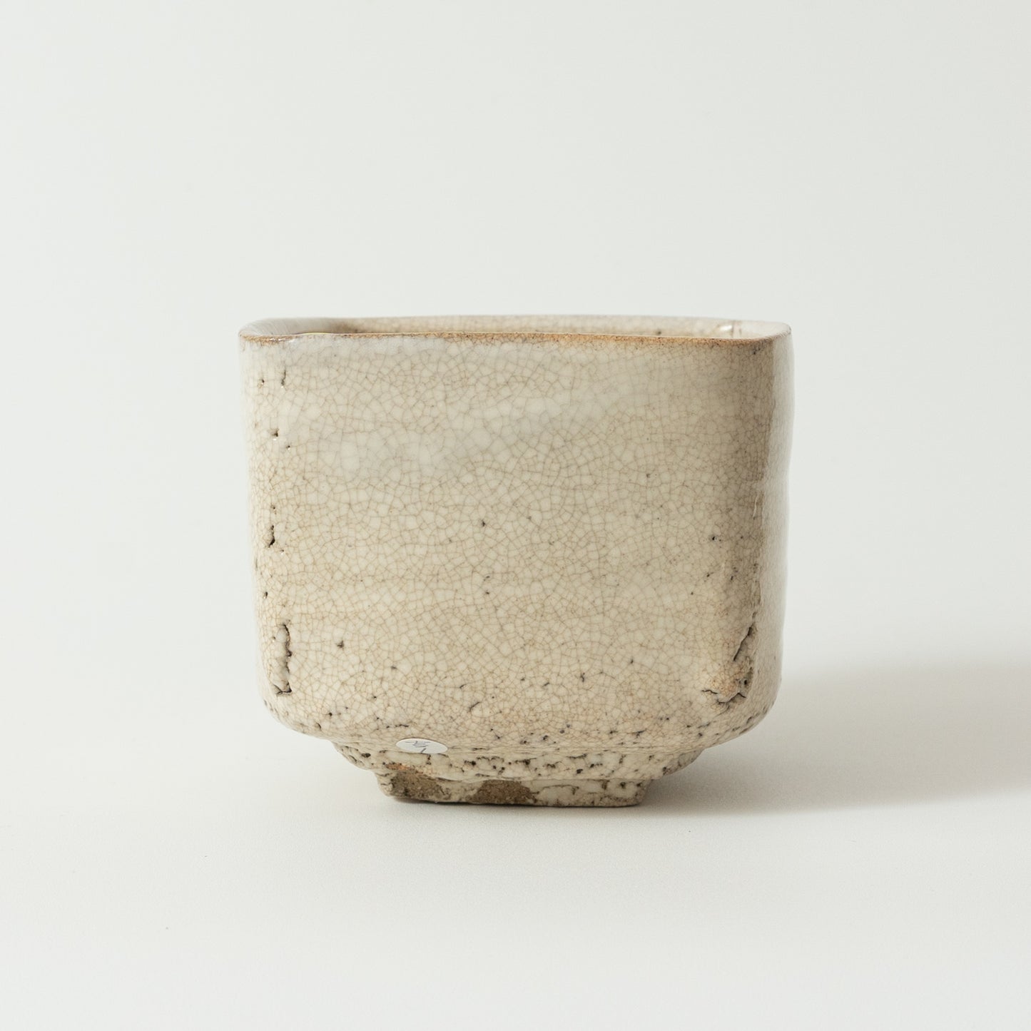 吉野桃李　萩堅手四方茶盌