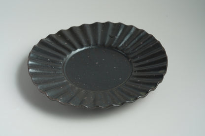 SM2 黒釉輪花皿 志村睦彦