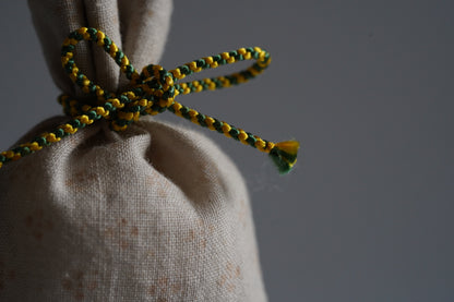 〈ゆらすかおり〉【一点もの】古裂正絹組紐匂い袋G