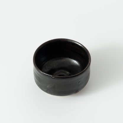 梶原靖元　黒唐津小服茶碗