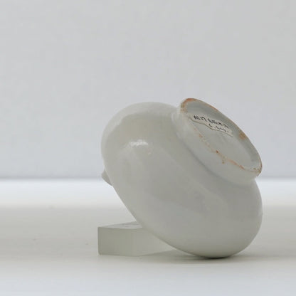 AI27 白磁水滴　伊藤明美