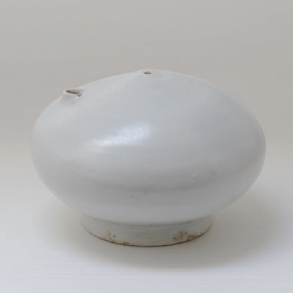 AI27 白磁水滴　伊藤明美