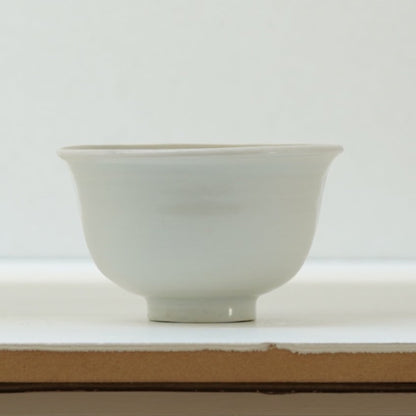 AI18 白磁碗　伊藤明美