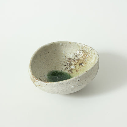 Yui Tsujimura: Kutsugata Mukozuke with Natural Ash Glaze (A)