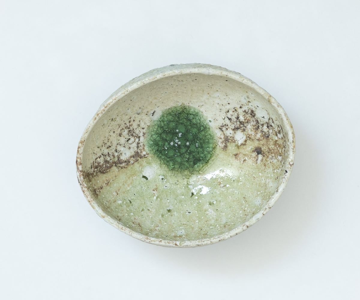 Yui Tsujimura: Kutsugata Mukozuke with Natural Ash Glaze (A)