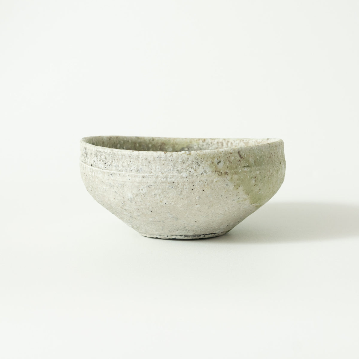 Yui Tsujimura: Kutsugata Mukozuke with Natural Ash Glaze (B)