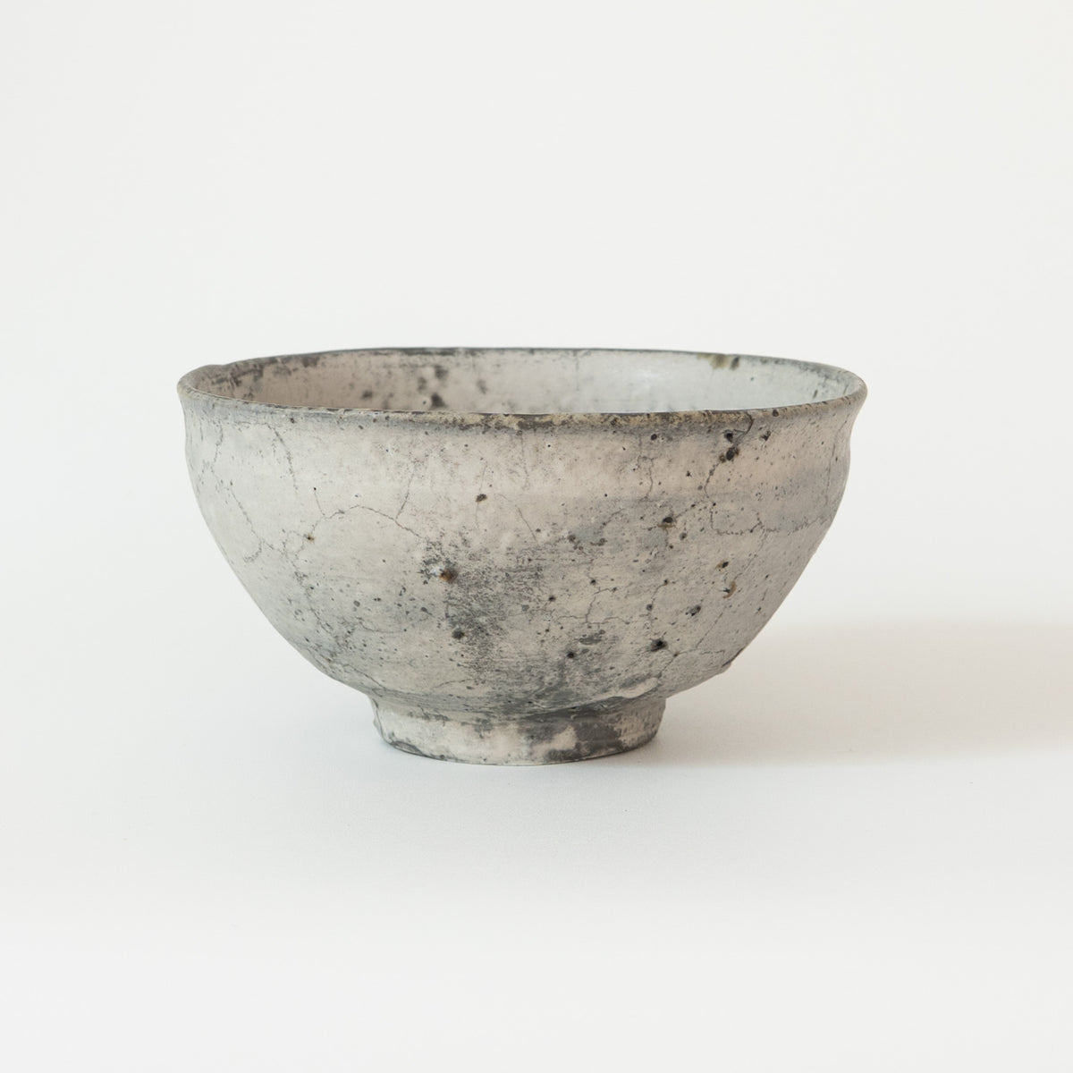 辻村唯　粉吹茶盌