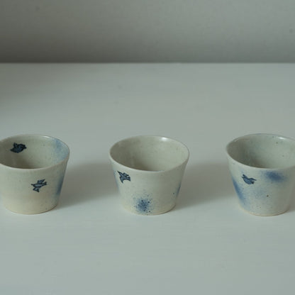 AI15C 吹墨千鳥文猪口　伊藤明美